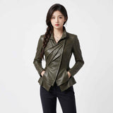 Futuristische Lederjacke mit Faltenfront | Stylische moderne Jacke für Damen